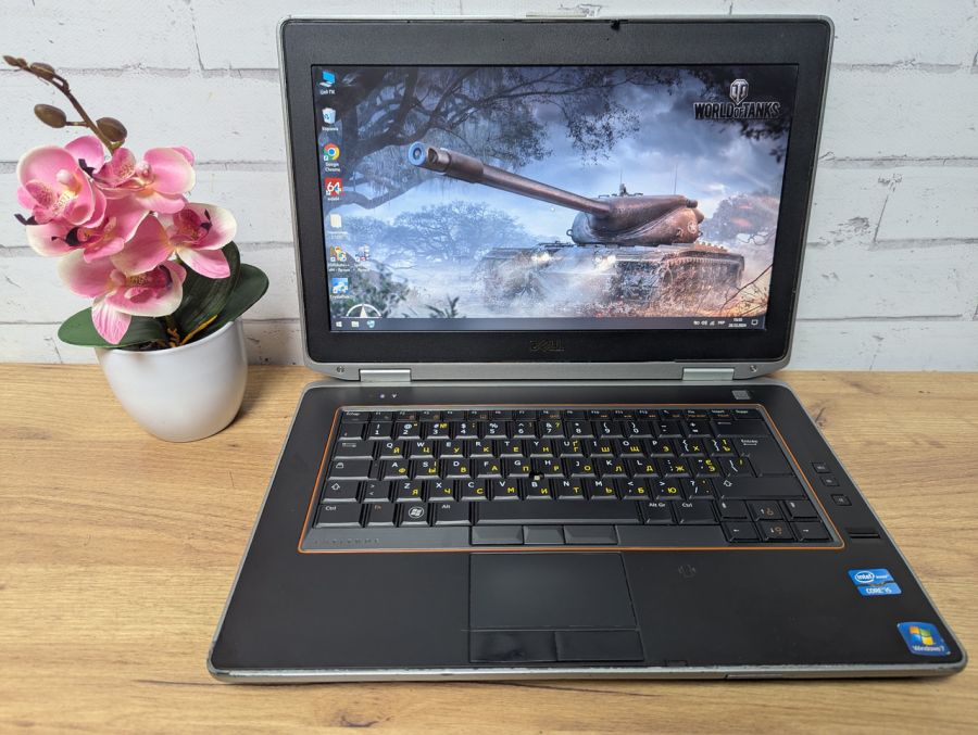 Уцінка! Ноутбук Б/В Dell Latitude E6420, Intel Core i5-2520M, DDR3, SSD 128GB, 15.6" HD