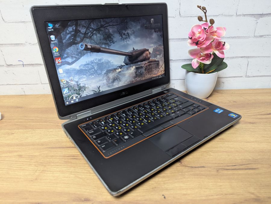 Уцінка! Ноутбук Б/В Dell Latitude E6420, Intel Core i5-2520M, DDR3, SSD 128GB, 15.6" HD