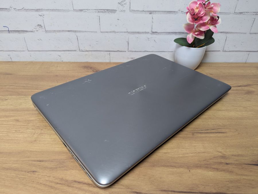 Ноутбук Б/В ASUS N751J, Intel Core i7-4710HQ, DDR3 12 GB, SSD 128GB, NVIDIA GeForce GTX 850M 2Gb, 17.3"