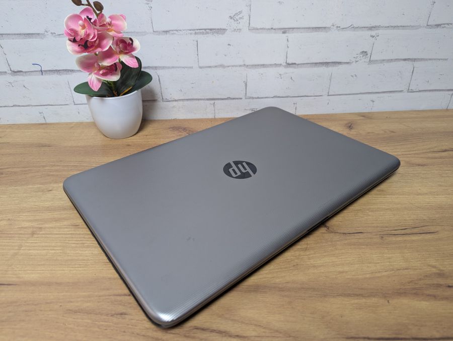 Ноутбук Б/В HP 17-Y001NO, AMD A8-7410, DDR3 16 GB, SSD 360GB, AMD Radeon R5 1Gb, 17.3"