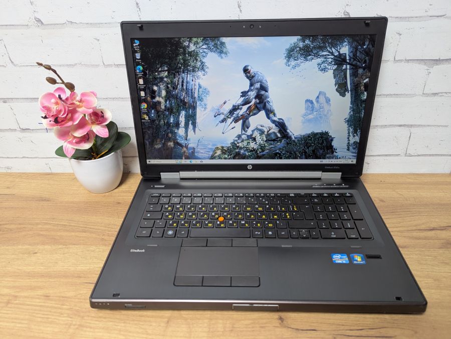 Ноутбук Б/В HP ElitteBook 8760W, Intel Core i5-2520M, DDR3, SSD 128GB, NVIDIA Quadro 2000M 2Gb, 17" Full HD