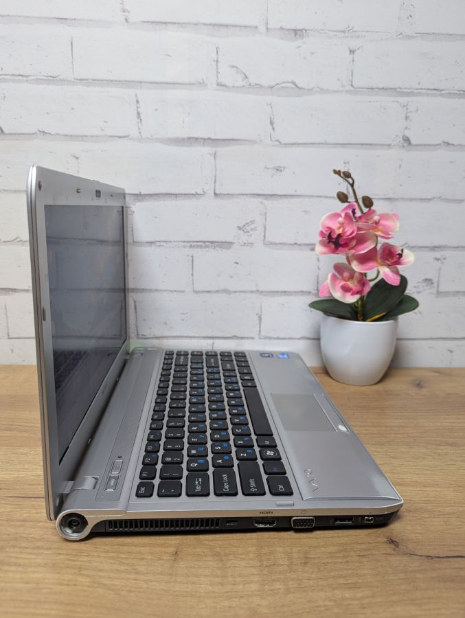 Ноутбук Б/В Sony PCG-51211L, Intel Core i5-430M, DDR3 8GB, SSD 128GB, 14" HD