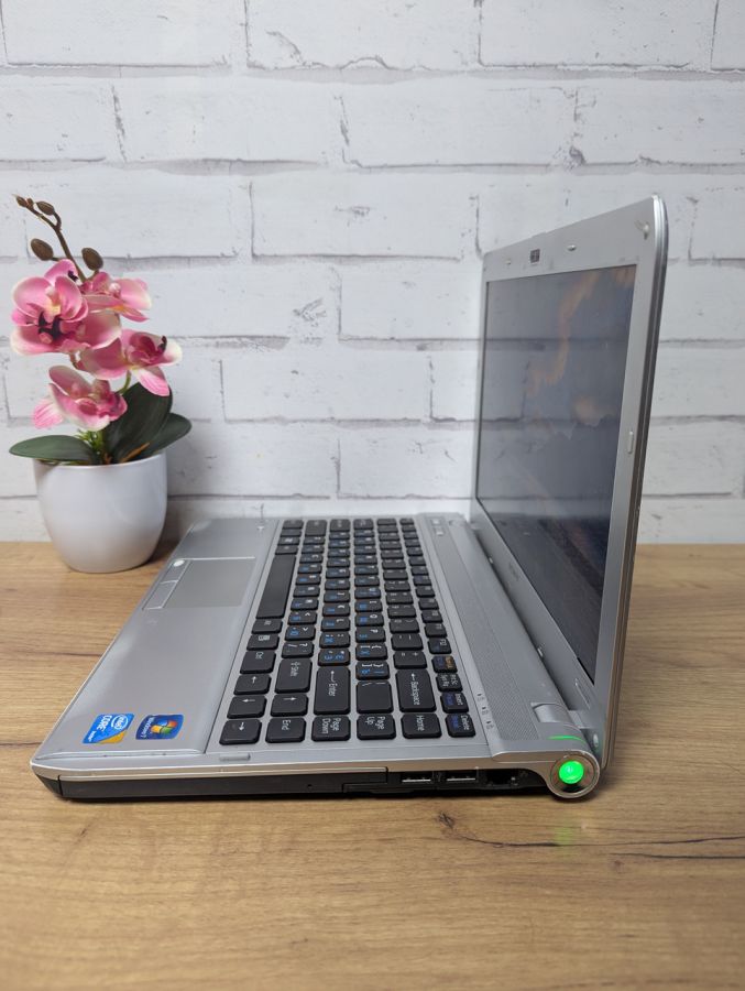 Ноутбук Б/В Sony PCG-51211L, Intel Core i5-430M, DDR3, SSD 128GB, 13.3" HD