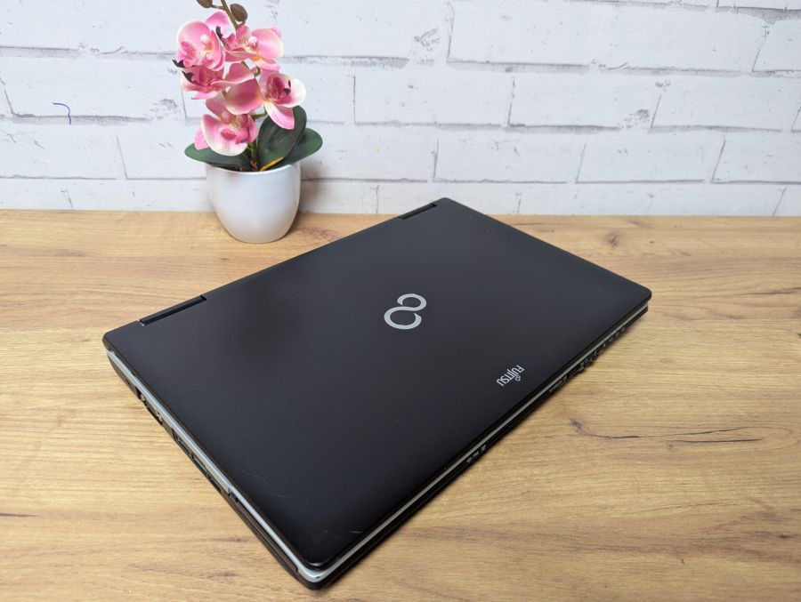 Уцінка! Ноутбук Б/В Fujitsu E751, Intel Core i5-2350M, DDR3, SSD 128GB, 15.6" HD