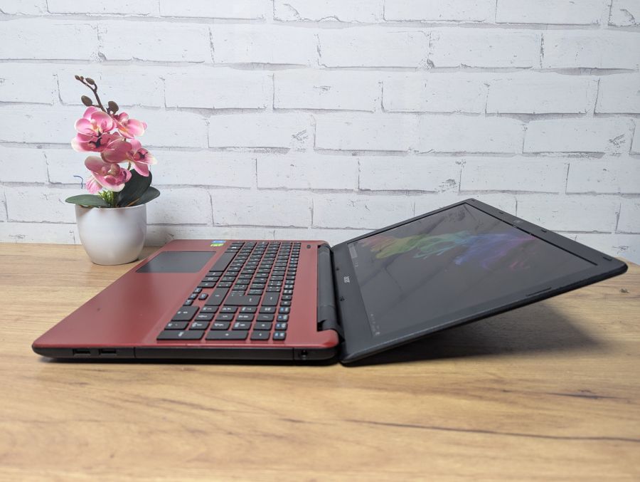 Ноутбук Б/В Acer E5-571, Intel Core i3-4030U, DDR3 8GB, SSD 128GB, 15.6" Full HD