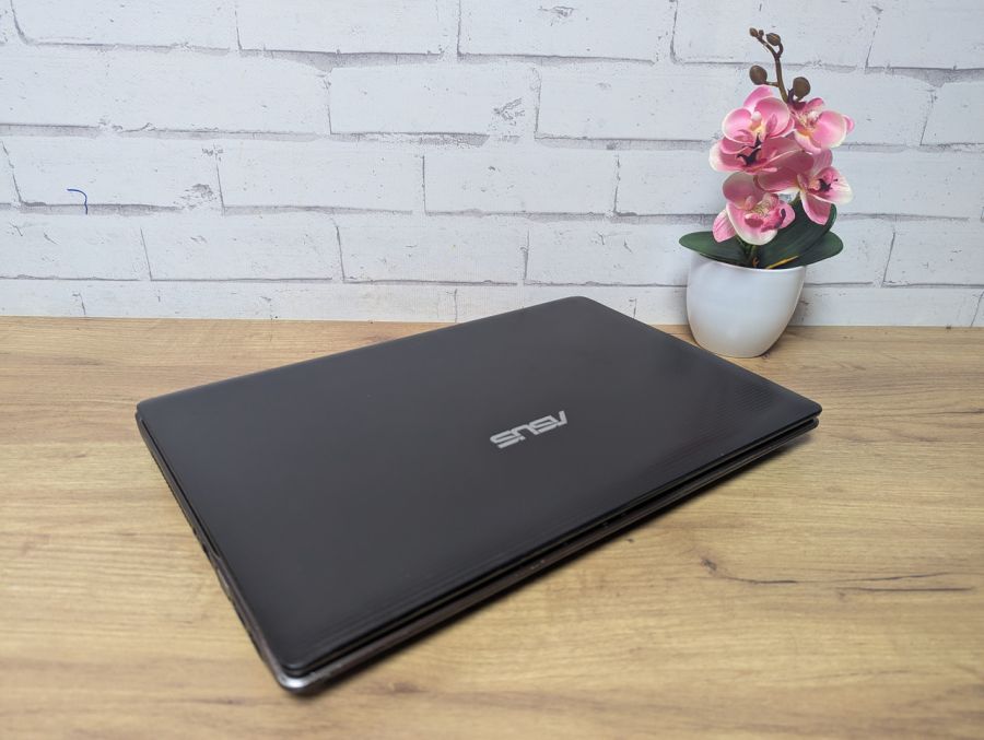 Ноутбук Б/В ASUS K53S, Intel Core i5-2430M, DDR3 8 GB, SSD 360GB, GT 520MX 1Gb, 15.6"
