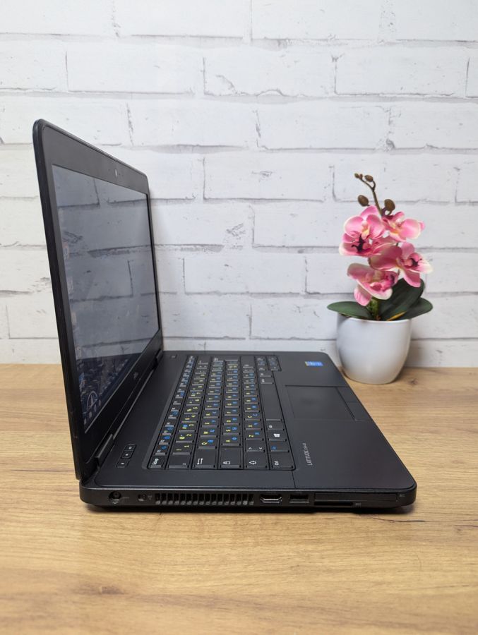 Ноутбук Б/В Dell Latitude E5440, Intel Core i5-4310U, DDR3 4 GB, SSD 128GB, 14" HD