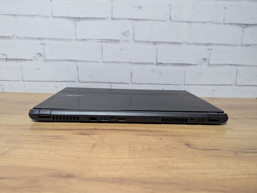 Ноутбук Б/В Acer Aspire V5-573, Intel Core i3-4010U, DDR3 8 GB, SSD 128GB, 15.6" HD