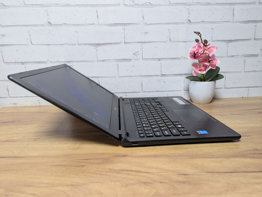 Ноутбук Б/В Acer Aspire V5-573, Intel Core i3-4010U, DDR3 8GB, SSD 128GB, 15.6" HD