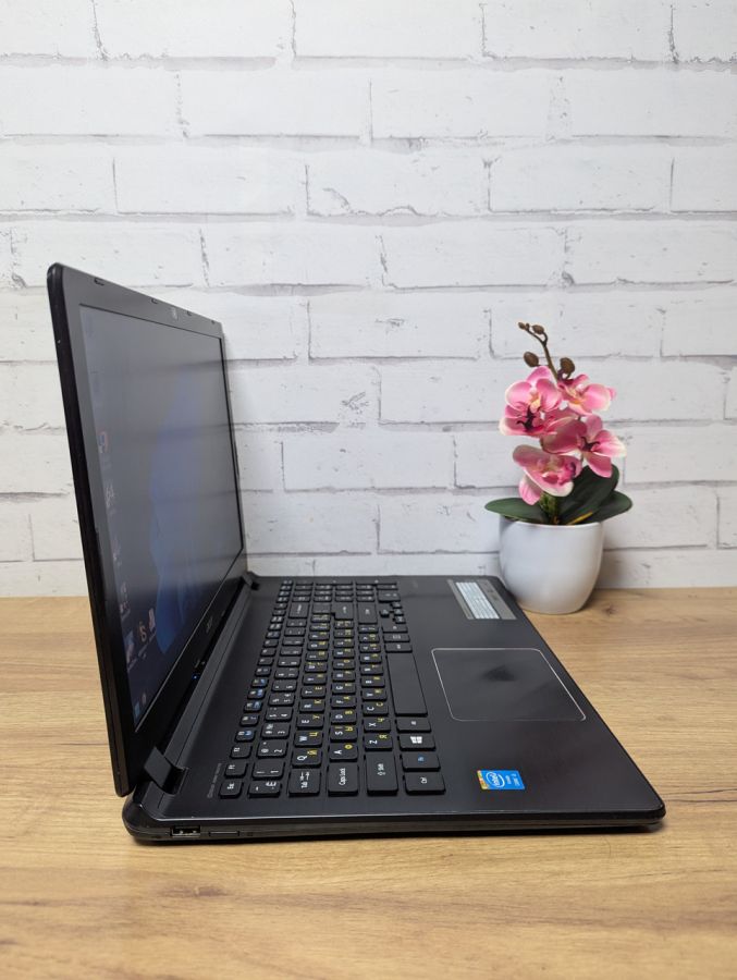 Ноутбук Б/В Acer Aspire V5-573, Intel Core i3-4010U, DDR3 8GB, SSD 128GB, 15.6" HD
