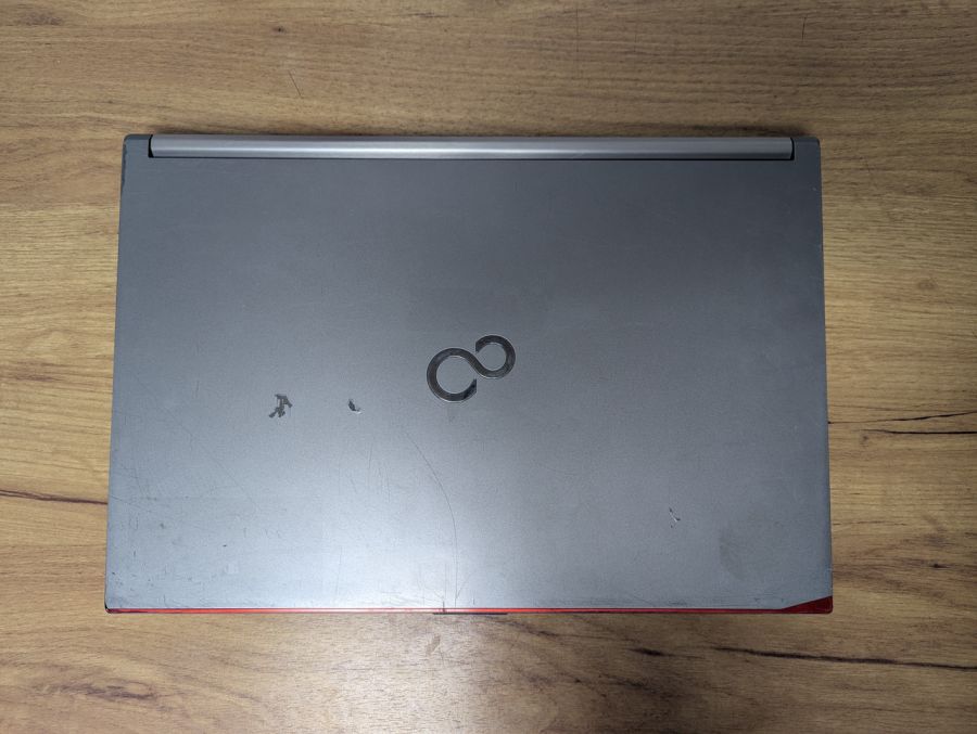 Уцінка! Ноутбук Б/В Fujitsu H730, Intel Core i7-4610M, DDR3 32 GB, SSD 256GB, NVIDIA Quadro K510M 1Gb, 15.6" Full HD