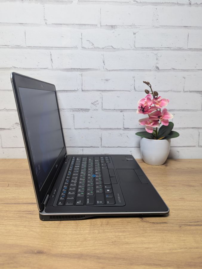 Уцінка! Ноутбук Б/В Dell E7440, Intel Core i7-4600U, DDR3 8 GB, SSD 128GB, 14" HD