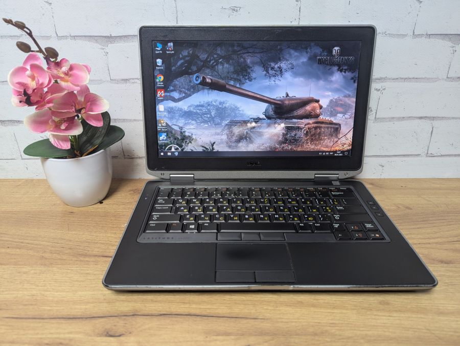 Уцінка! Ноутбук Б/В Latitude E6320, Intel Core i5-2520M, DDR3 8 GB, SSD 128GB, 15.6" HD