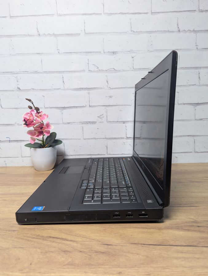 Ноутбук Б/В Dell Precision M6800, Intel Core i7-4910MQ, DDR3 24 GB, SSD 128GB + HDD 1000GB, AMD FirePro M6100 2Gb, 17" Full HD
