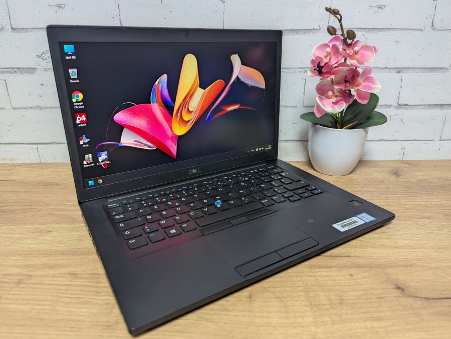 Уцінка! Ноутбук Б/В Dell Latitude 7490, Intel Core i5-8350U, DDR4 16 GB, SSD 256GB, 14" Full HD Сенсор