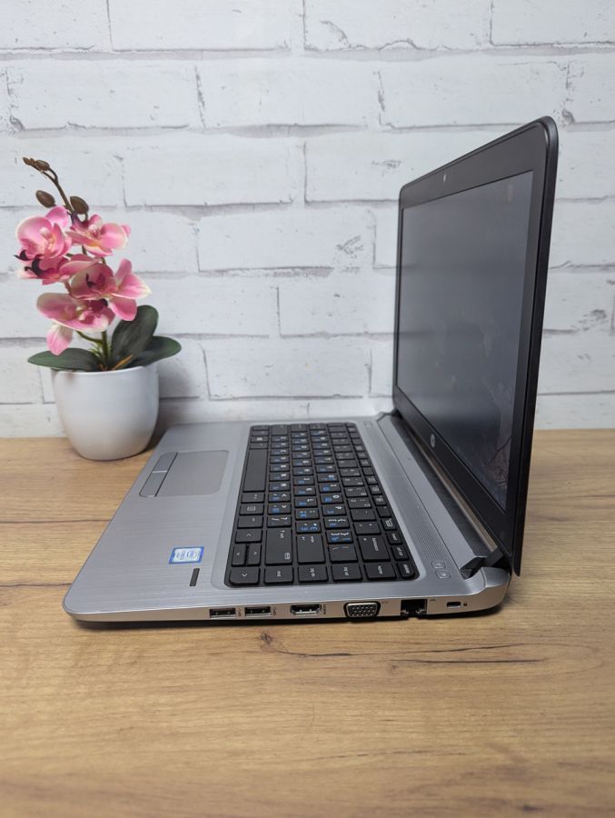 Ноутбук Б/В HP ProBook 430 G3, Intel Core i3-6100U, DDR3 8 GB, SSD 256GB, 12.5" HD