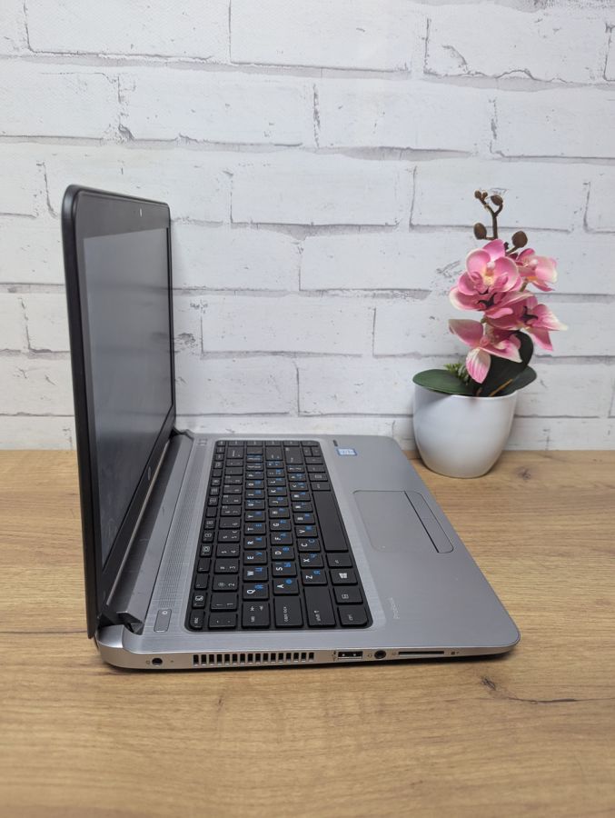 Ноутбук Б/В HP ProBook 430 G3, Intel Core i3-6100U, DDR3 8 GB, SSD 256GB, 12.5" HD