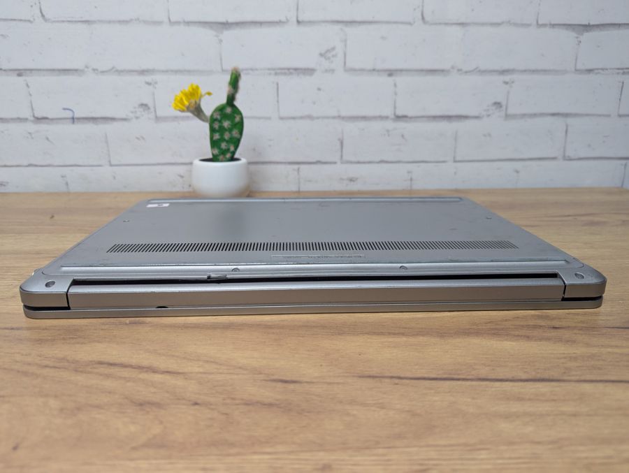 Ноутбук Б/В Dell Inspiron 15 7537, Intel Core i7-4510U, DDR3 8 GB, SSD 128GB, 15.6" Full HD