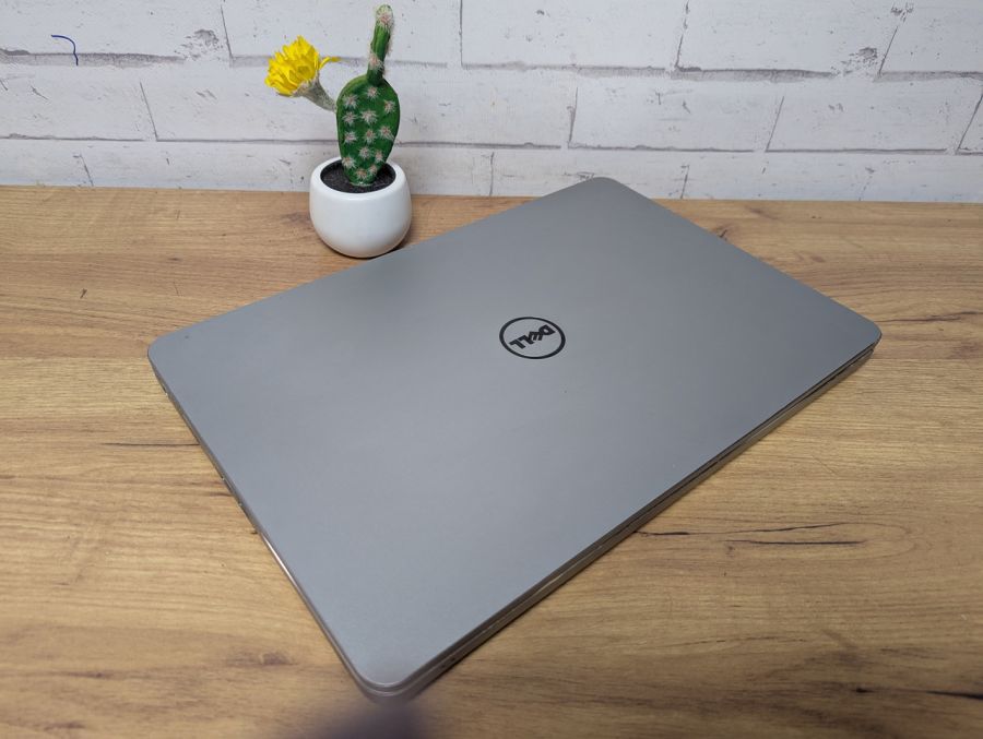 Ноутбук Б/В Dell Inspiron 15 7537, Intel Core i7-4510U, DDR3 8 GB, SSD 128GB, 15.6" Full HD