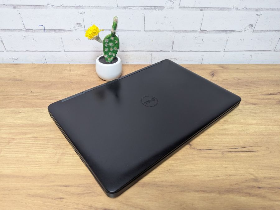 Ноутбук Б/В Dell E5540, Intel Core i5-4210U, DDR3 8 GB, SSD 128GB, 15.6" HD