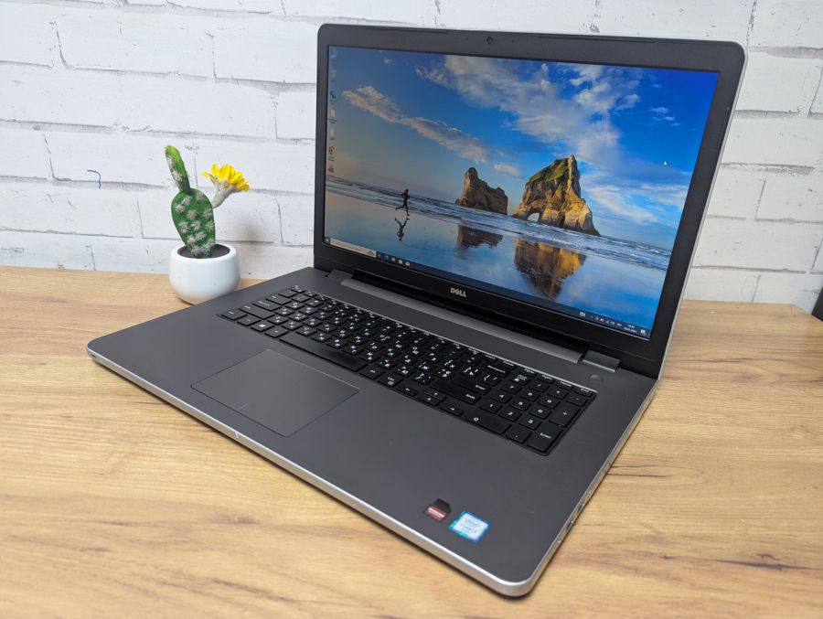 Ноутбук Б/В Dell Inspiron 5759, Intel Core i7-6500U, DDR3 16 GB, SSD 360GB, AMD Radeon R5 M335, 17" Full HD