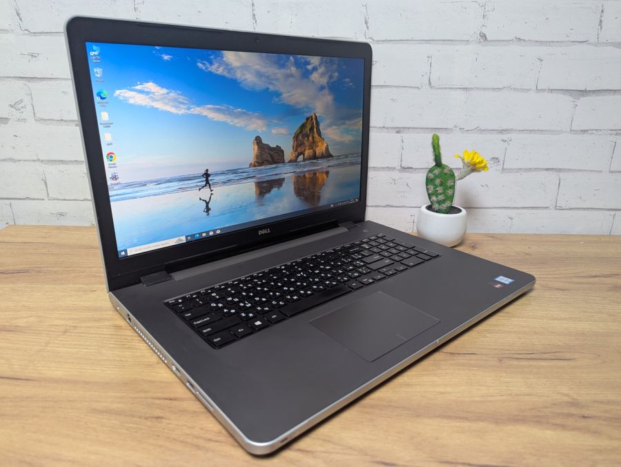 Ноутбук Б/В Dell Inspiron 5759, Intel Core i7-6500U, DDR3 16 GB, SSD 360GB, AMD Radeon R5 M335, 17" Full HD