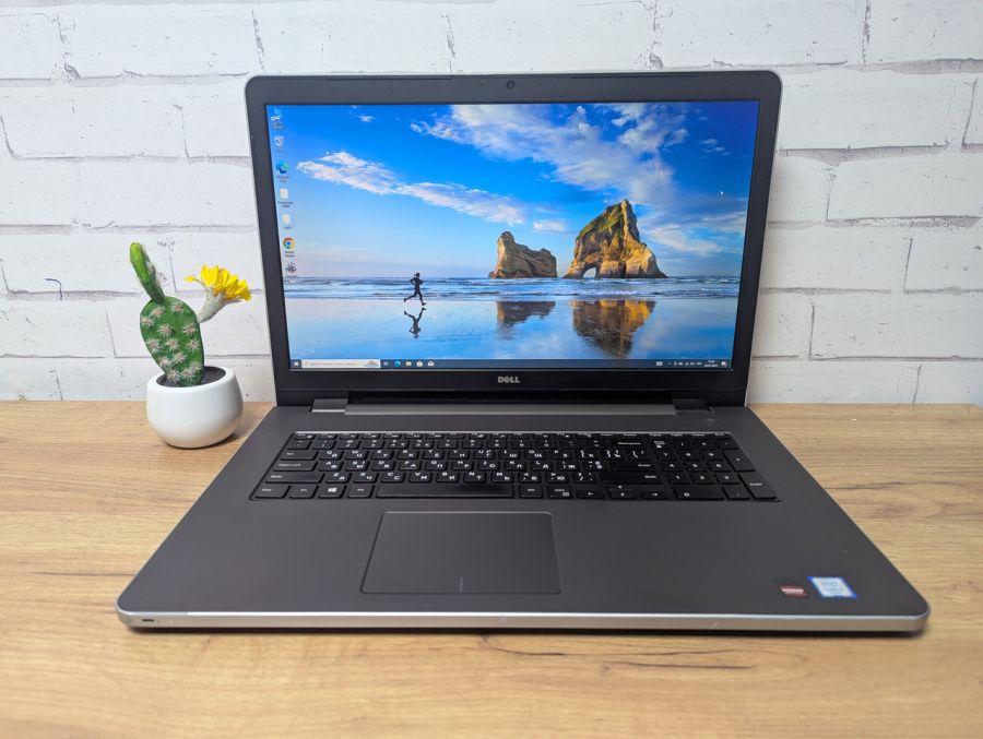 Ноутбук Б/В Dell Inspiron 5759, Intel Core i7-6500U, DDR3 16 GB, SSD 360GB, AMD Radeon R5 M335, 17" Full HD