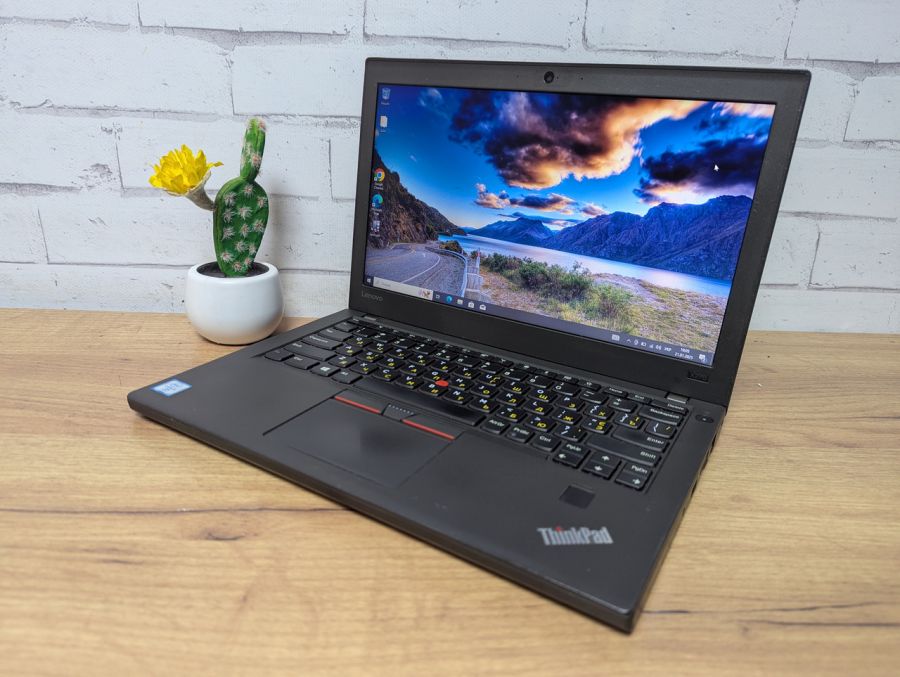 Ноутбук Б/В Lenovo X270, Intel Core i5-6300U, DDR4 8GB, SSD 256GB, 12" HD