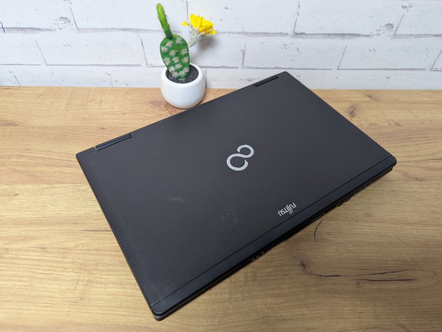Уцінка! Ноутбук Б/В Fujitsu E782, Intel Core i5-3320M, DDR3 8 GB, SSD 128GB, 15.6" HD
