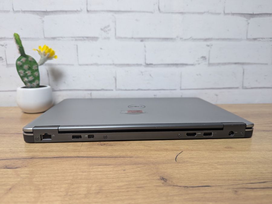 Уцінка! Ноутбук Б/В Dell Latitude E7440, Intel Core i5-4300U, DDR3 8 GB, SSD 128GB, 14" HD