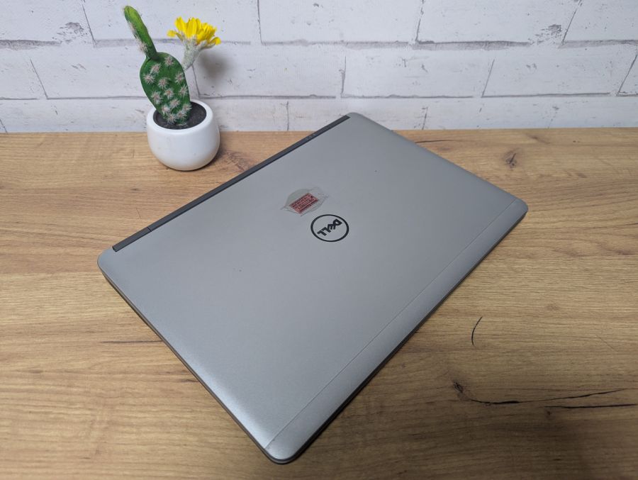 Уцінка! Ноутбук Б/В Dell Latitude E7440, Intel Core i5-4300U, DDR3 8 GB, SSD 128GB, 14" HD