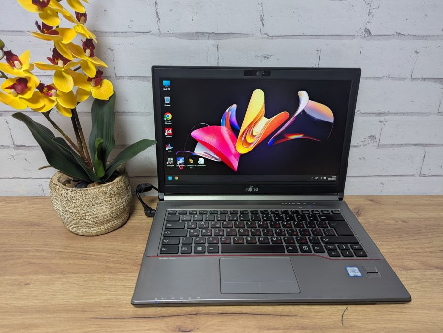 Уцінка! Ноутбук Б/В Fujitsu E746, Intel Core i5-6200U, DDR4 8 GB, SSD 128GB, 14" HD