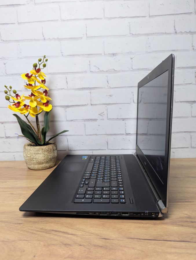 Ноутбук Б/В Acer Aspire VN7-791, Intel Core i5-4210H, DDR3 16 GB, SSD 128GB, GTX 950M 4Gb, 17" Full HD