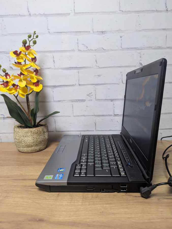 Уцінка! Ноутбук Б/В Fujitsu S782, Intel Core i7-3520M, DDR3 8 GB, SSD 128GB, 13.3" HD