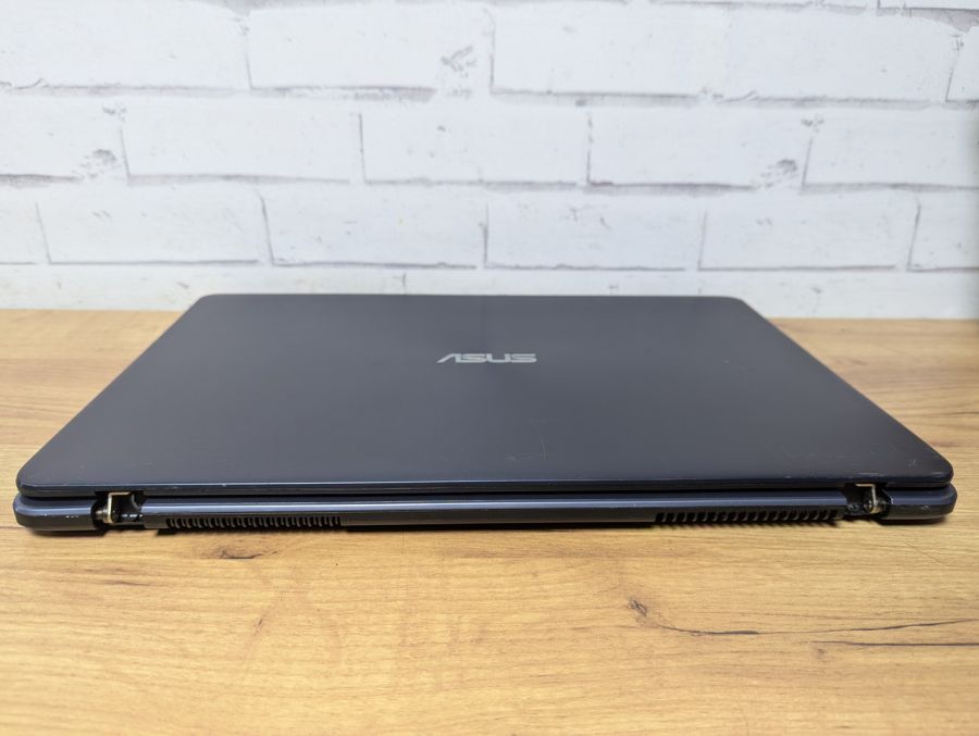 Ноутбук Б/В ASUS VivoBookall17, Intel Core i5-8250U, DDR3 16 GB, SSD 128GB, 17.3" HD