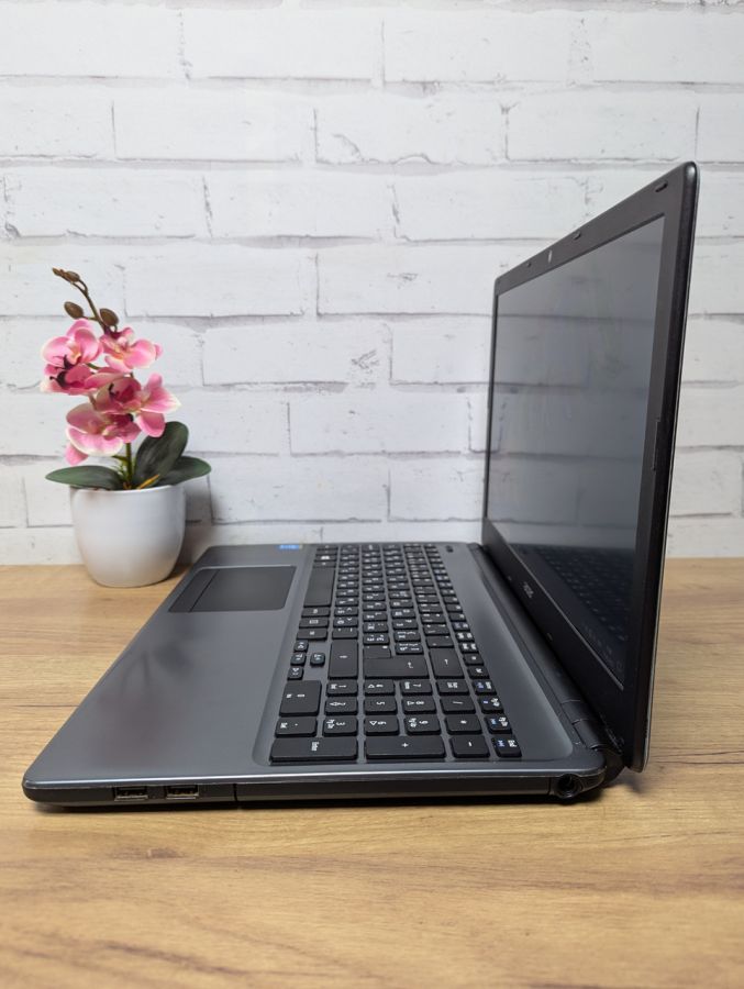 Ноутбук Б/В Acer Aspire E1-572, Intel Core i5-4200U, DDR3 8 GB, SSD 128GB, 15.6" HD