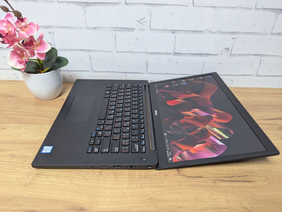 Уцінка! Ноутбук Б/В Dell Lalitude 7490, Intel Core i5-8350U, DDR3 8 GB, SSD 128GB, 14" Full HD
