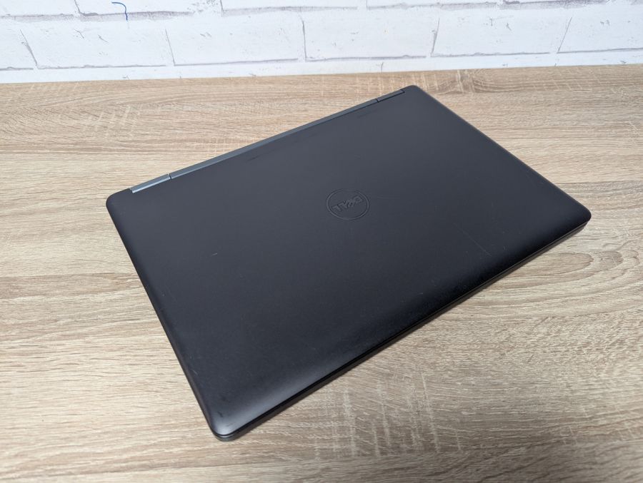 Ноутбук Б/В Dell Latitude E5550, Intel Core i5-5300U, DDR3 8 GB, SSD 128GB, 15.6" HD