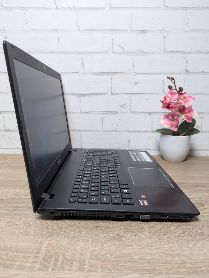 Ноутбук Б/В Acer Aspire E 15, AMD A10-9600P, DDR3 16 GB, SSD 256GB, AMD Radeon R7 M340, 15"