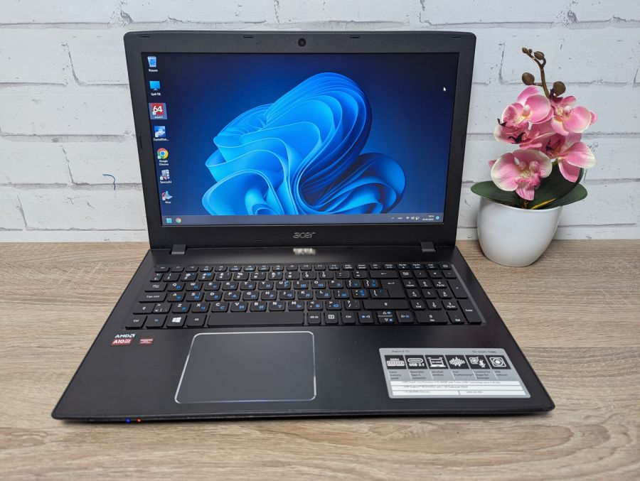 Ноутбук Б/В Acer Aspire E 15, AMD A10-9600P, DDR3 16 GB, SSD 256GB, AMD Radeon R7 M340, 15"