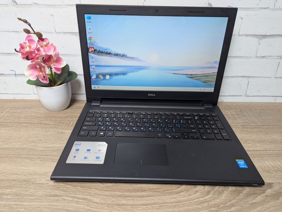 Ноутбук Б/В Dell Inspironther15 6, Intel Core i3-6006U, DDR3 8 GB, SSD 128GB, HD