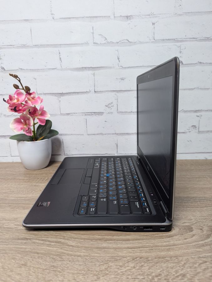 Уцінка! Ноутбук Б/В Dell Latitude E7440, Intel Core i5-4310U, DDR3 8 GB, SSD 128GB, 14" HD