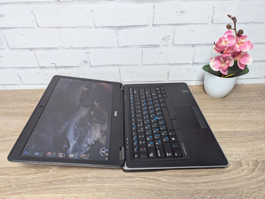 Уцінка! Ноутбук Б/В Dell Latitude E7440, Intel Core i5-4310U, DDR3 8 GB, SSD 128GB, 14" HD