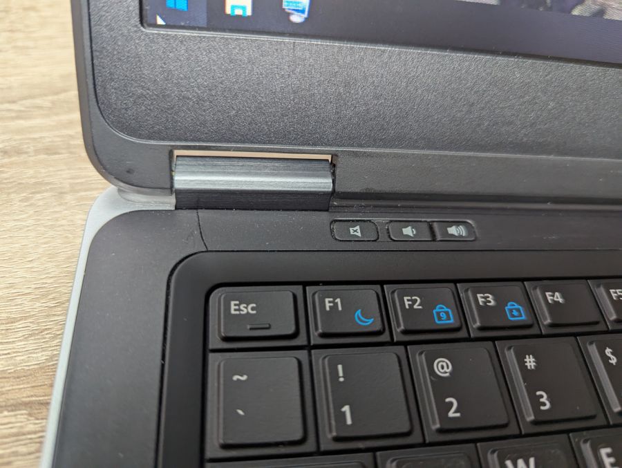 Уцінка! Ноутбук Б/В Dell Latitude E7440, Intel Core i5-4310U, DDR3 8 GB, SSD 128GB, 14" HD