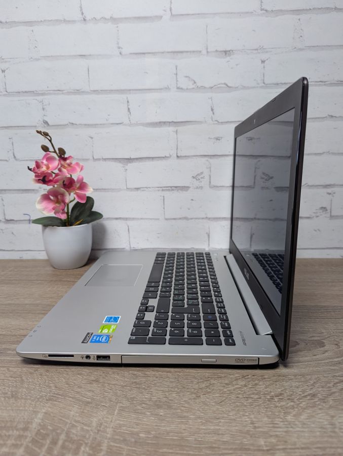 Уцінка! Ноутбук Б/В ASUS K551L, Intel Core i5-4200U, DDR3 12 GB, SSD 128GB, GT 740M 2Gb, 15.6"