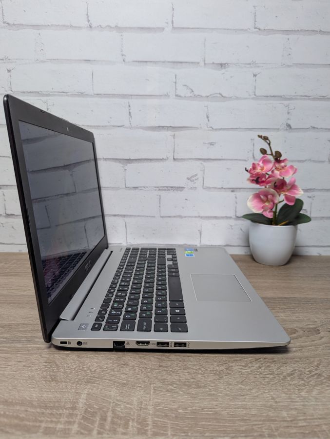Уцінка! Ноутбук Б/В ASUS K551L, Intel Core i5-4200U, DDR3 12 GB, SSD 128GB, GT 740M 2Gb, 15.6"