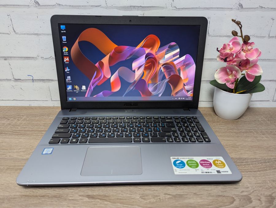 Ноутбук Б/В ASUS K541U, Intel Core i3-6006U, DDR3 12 GB, SSD 128GB, 15.6" HD