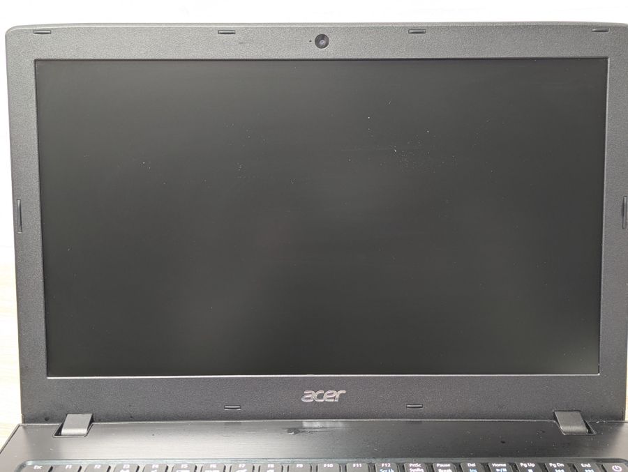 Ноутбук Б/В Acer Aspire E 15, AMD A10-9600P, DDR3 16 GB, SSD 256GB, AMD Radeon R7 M340, 15"