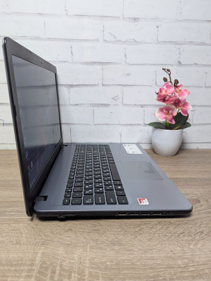 Ноутбук Б/В ASUS Vivobook A540B, AMD A9-9425, DDR3 16 GB, SSD 360GB, AMD Radeon R5 Graphics, 15.6" Full HD