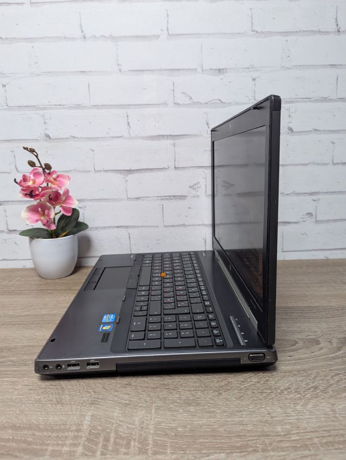 Уцінка! Ноутбук Б/В HP EliteBook 8560W, Intel Core i5-2520M, DDR3 8 GB, SSD 128GB, NVIDIA Quatro 2000M (2Gb), 15.6"
